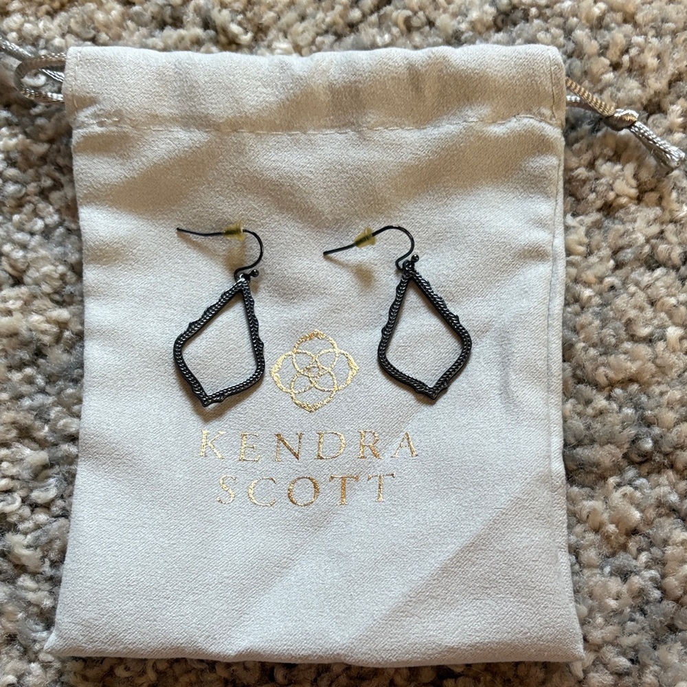 Kendra Scott Gunmetal Sophia Earrings